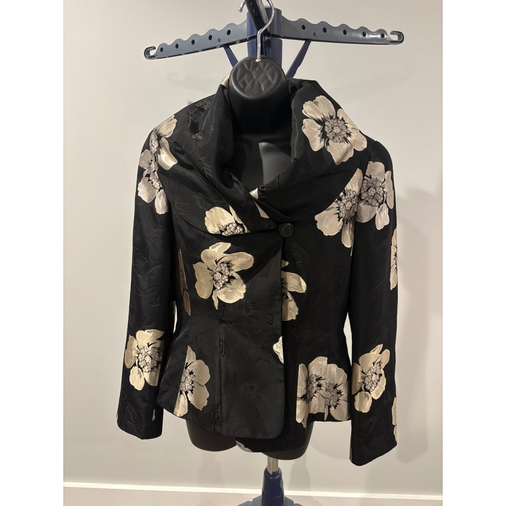 RARE Armani Collezioni. Floral Blazer. Black w/Silver & Gold Metallic Flowers 10